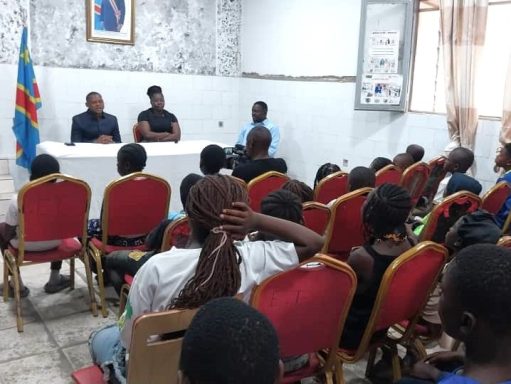 Accueil par le bourgmestre à la maison communale de Kasavubu